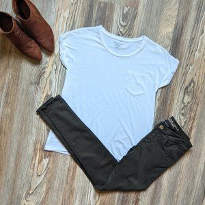 American Eagle Outfitter / Olive Green Jeans / Jeggins / Skinny / Super Stretch